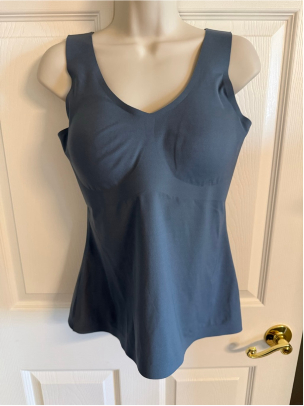 Knix LuxeLift V-Neck Tank versatile tank top seamless support blueish gray SZ L